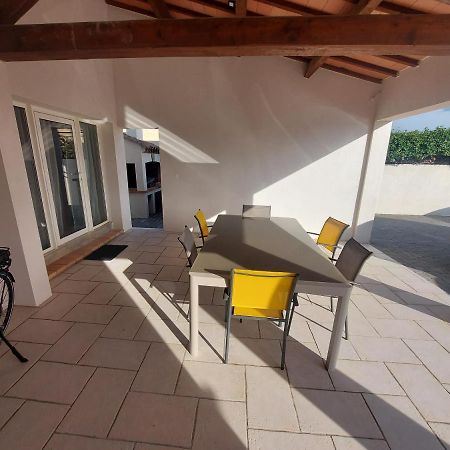 Studio Neuf Avec Acces Piscine Valergues Buitenkant foto
